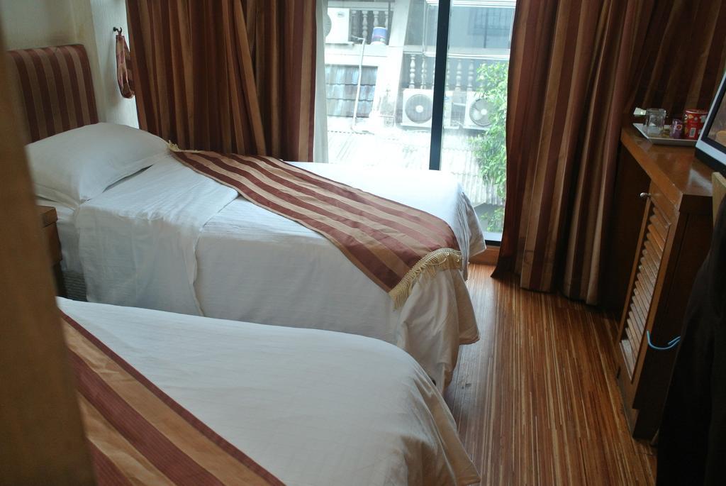 Sun City Hotel Bangkok Luaran gambar