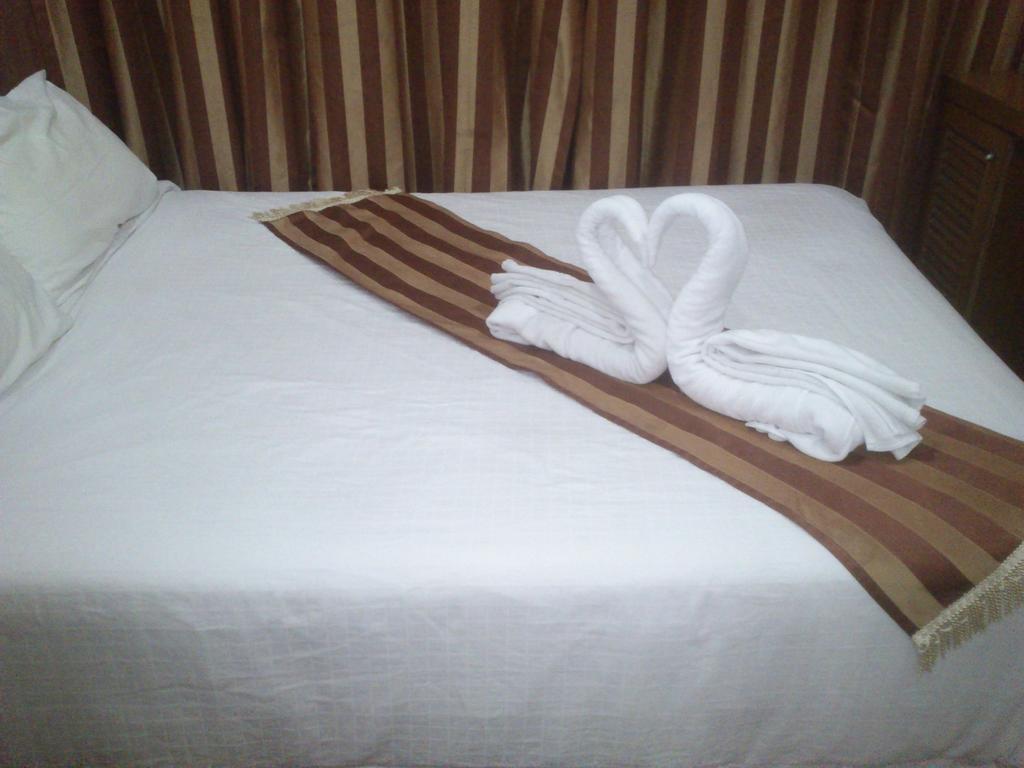 Sun City Hotel Bangkok Luaran gambar